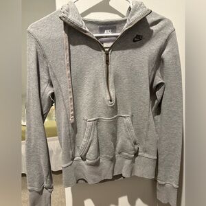 Vintage Nike Gray Half-Zip Hoodie 💜